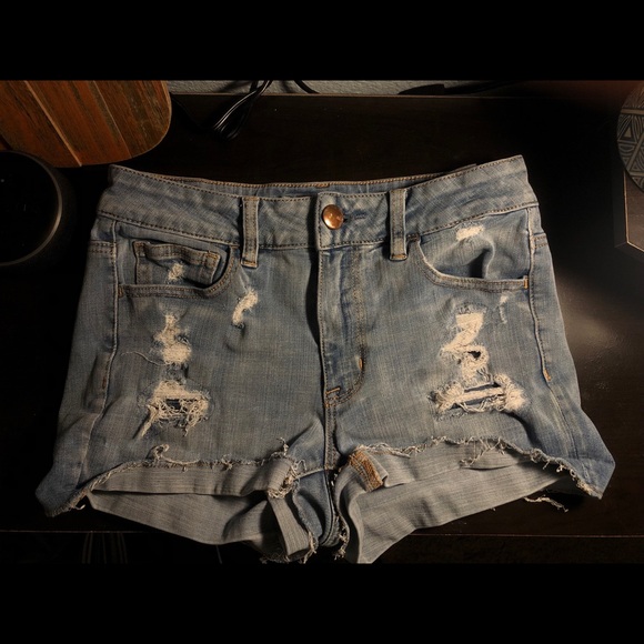 American Eagle Super Stretch Shorts - Picture 3 of 3